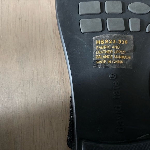 David Tate sandal with sparkle size 8.5 wide width - Picture 6 of 7